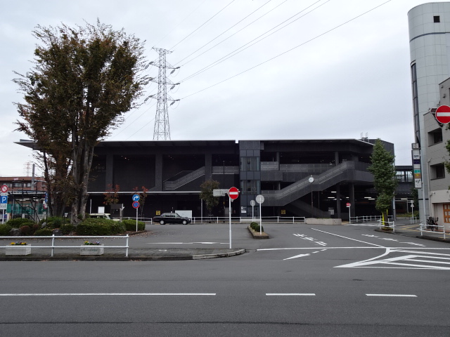駅舎 (南口)